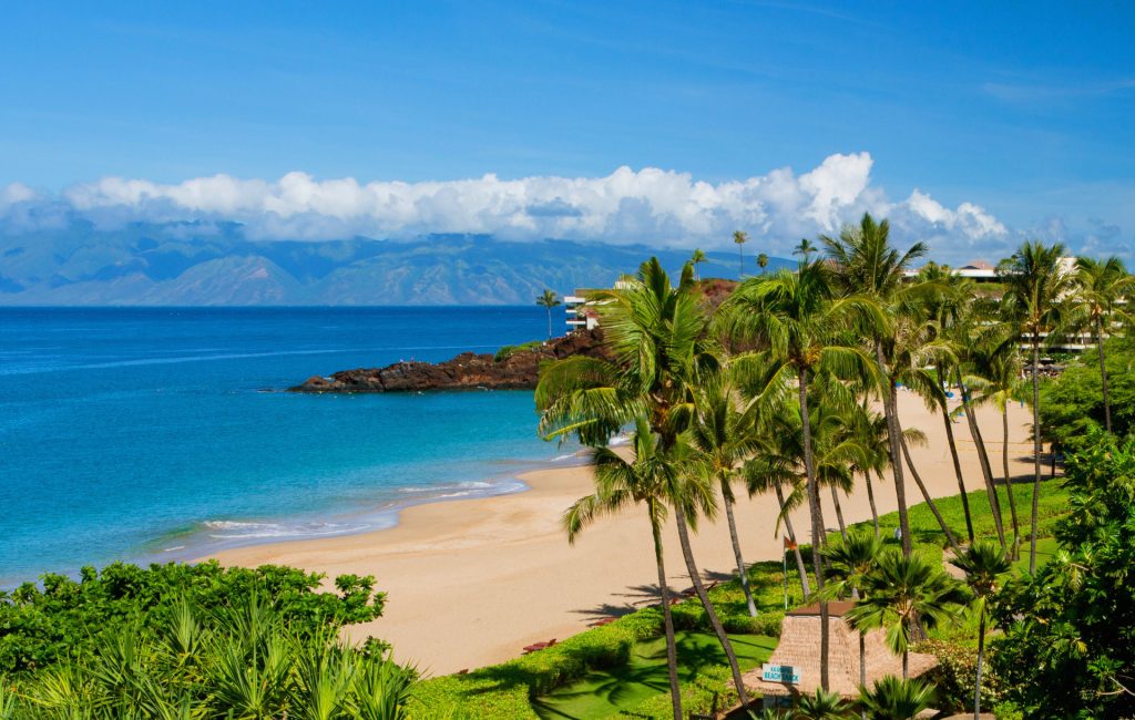 Sederet Pantai Yang Mempesona di Hawaiʻi Saat Ini
